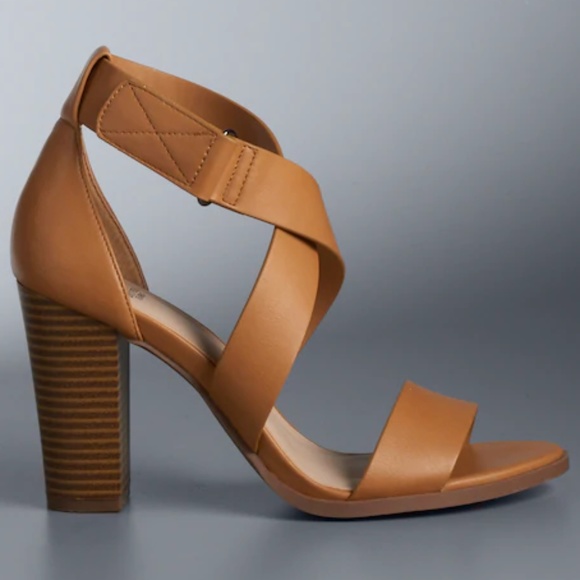 Simply Vera Vera Wang Shoes - VERA WANG Cognac Block Heel Sandals